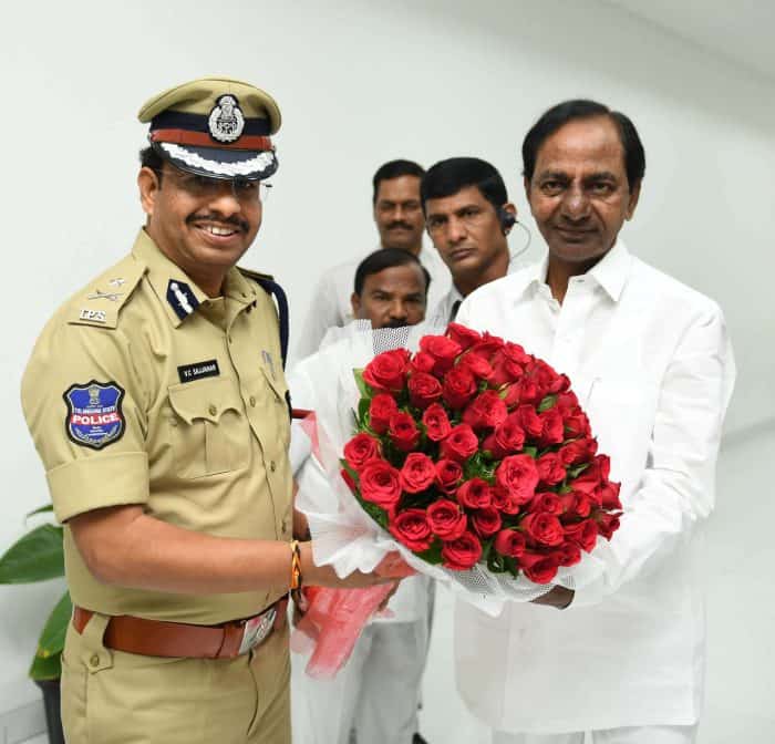 VC Sajjanar with K. Chandrashekar Rao (KCR) (Chief Minister of Telangana)